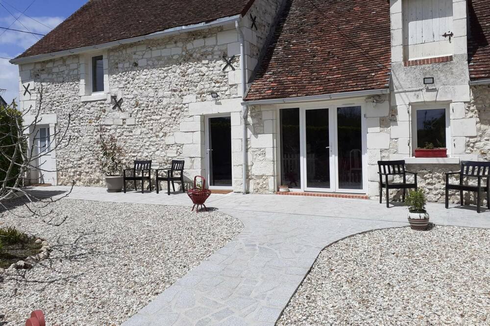 Photo of Outdoor in Meusnes