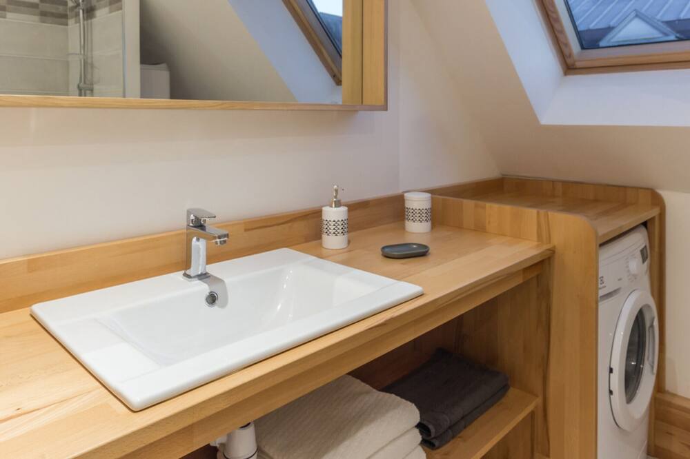 Photo of Bathroom in Dieppe