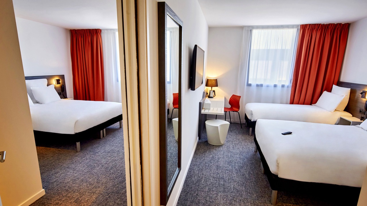 Photo of Bedroom in Combs-la-Ville