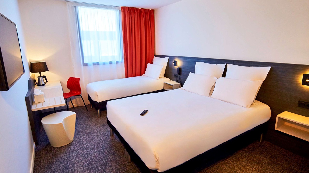 Photo of Bedroom in Combs-la-Ville