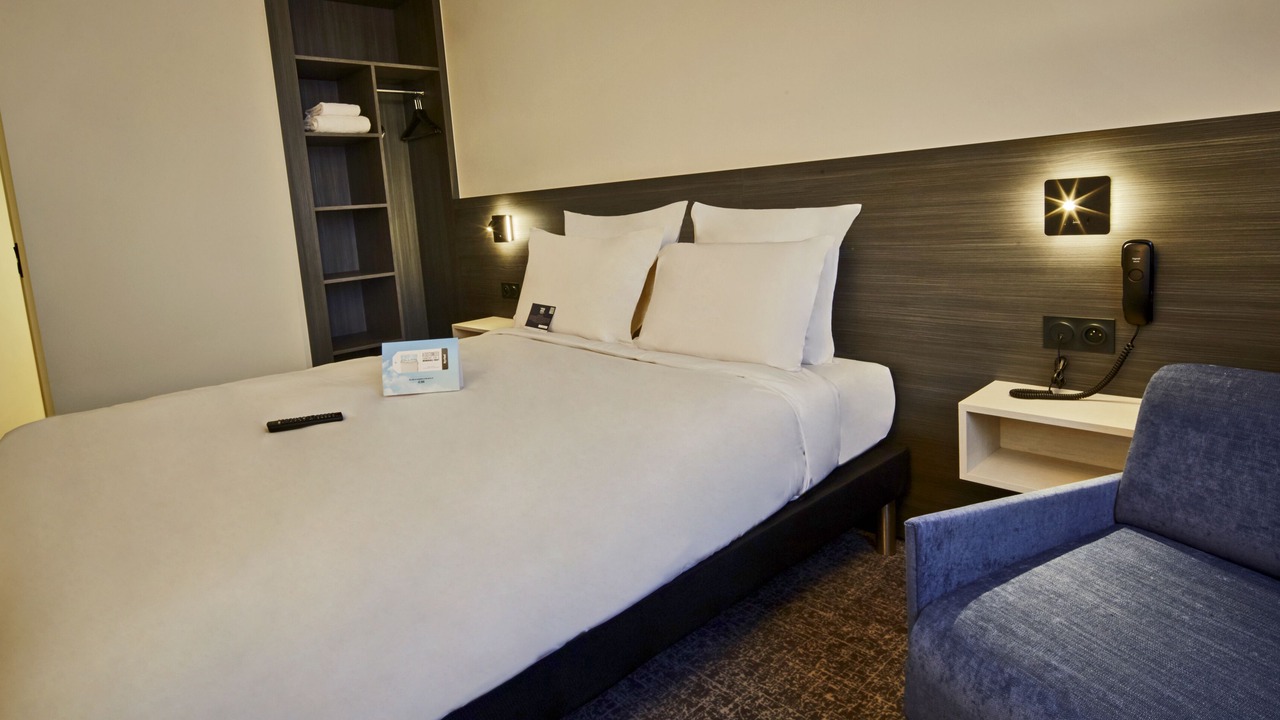 Photo of Bedroom in Combs-la-Ville