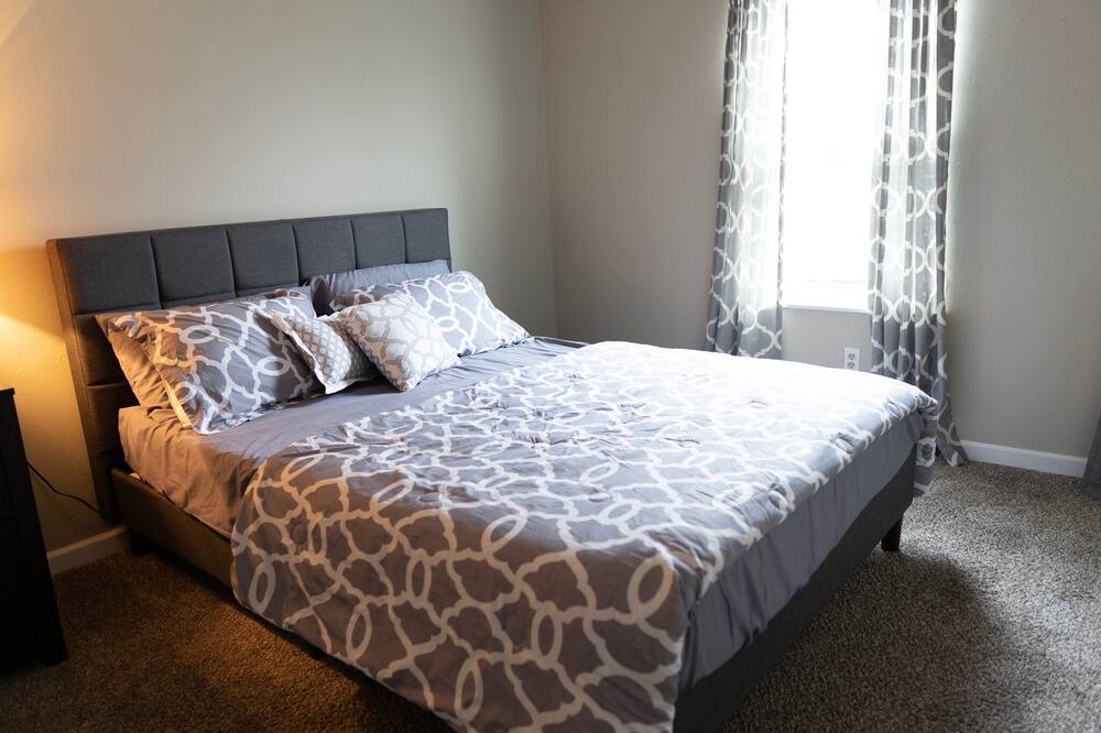 Photo of Bedroom in Central Oklahoma City