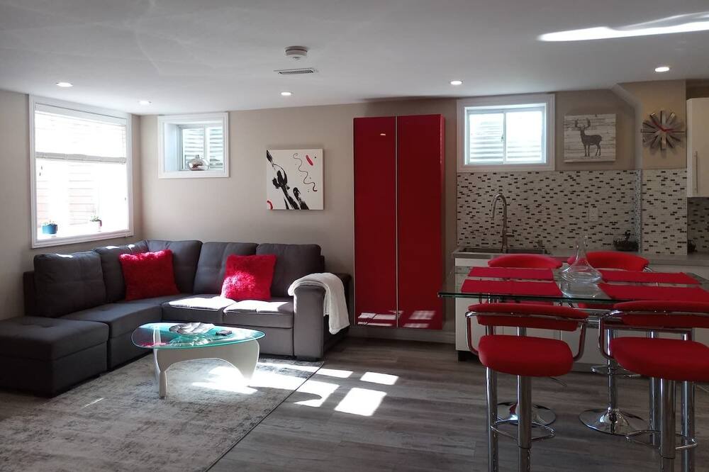 Photo of Livingroom in Cambridge