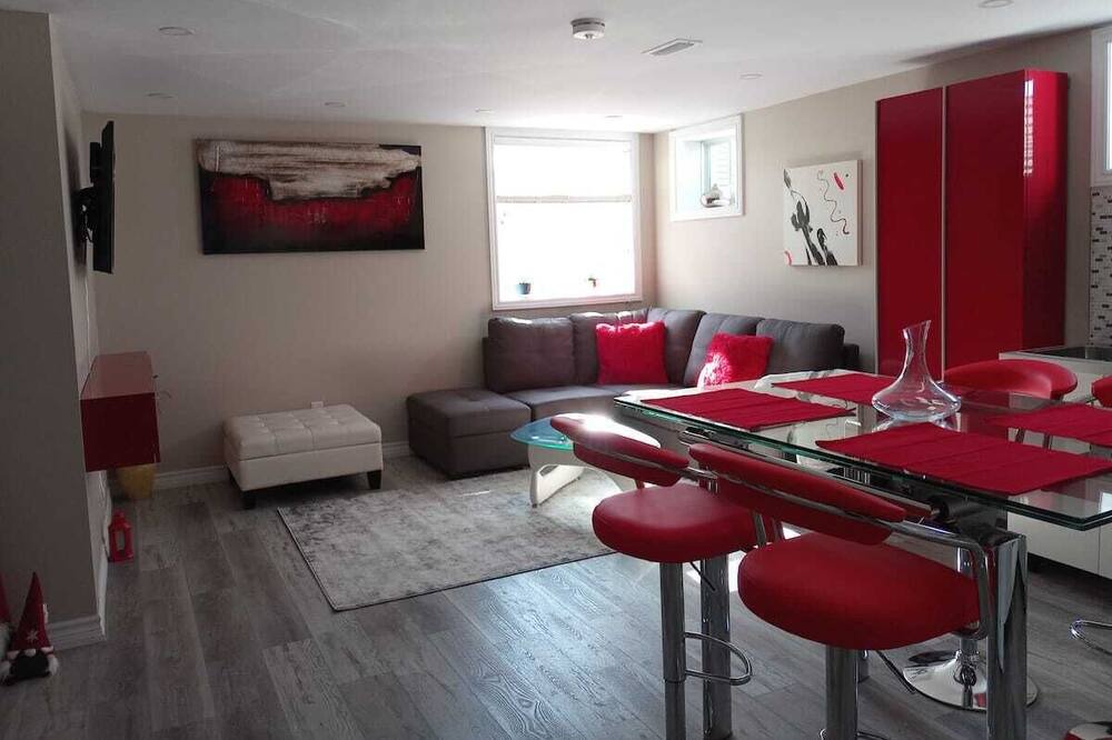 Photo of Livingroom in Cambridge