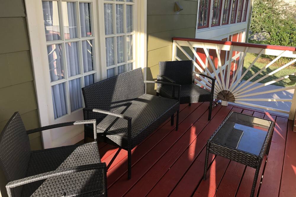 Photo of Outdoor in Shoreacres