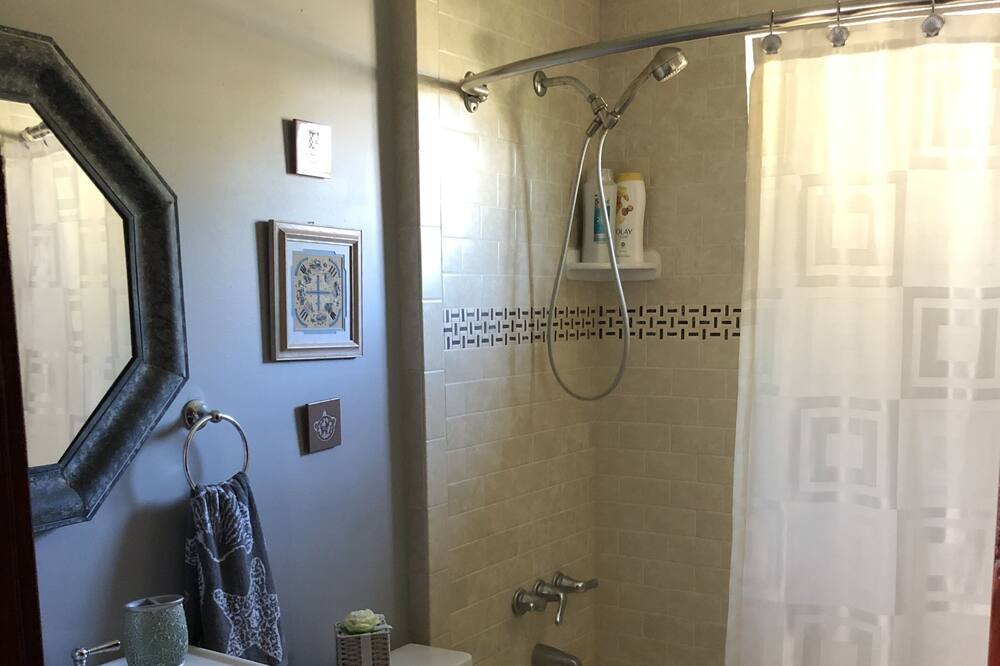 Photo of Bathroom in Shoreacres