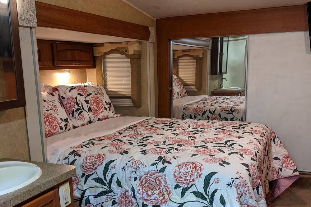 Photo of Bedroom in Shepherd