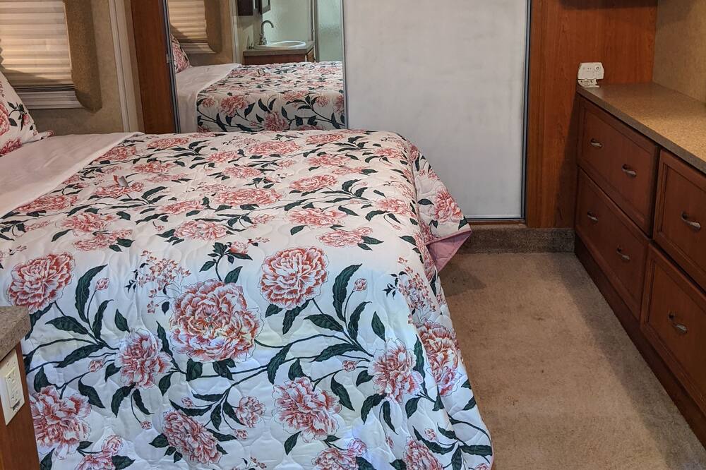 Photo of Bedroom in Shepherd