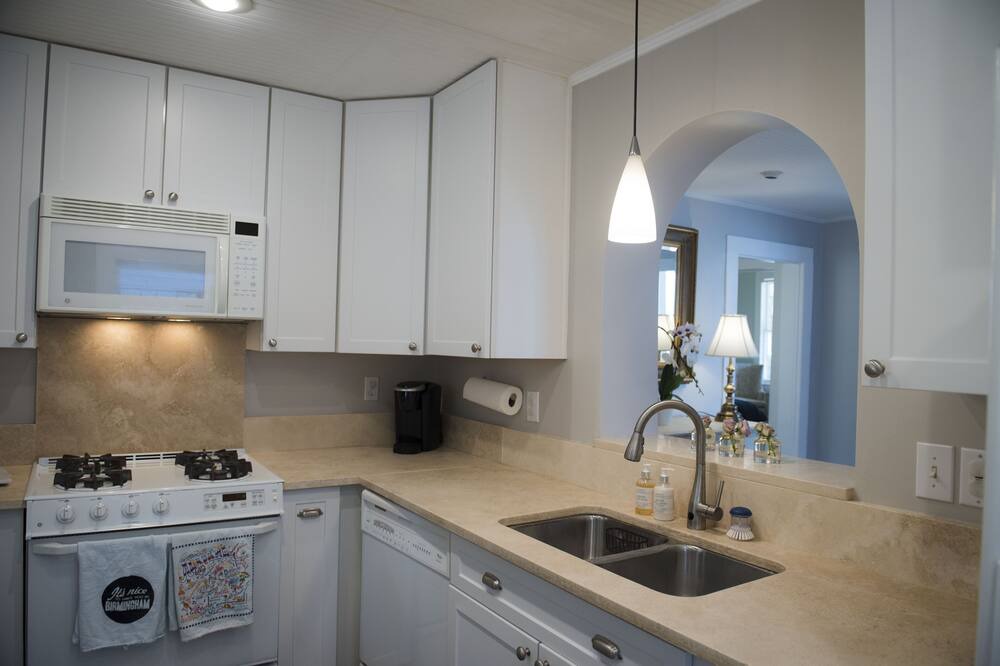 Photo of Kitchen in Avondale