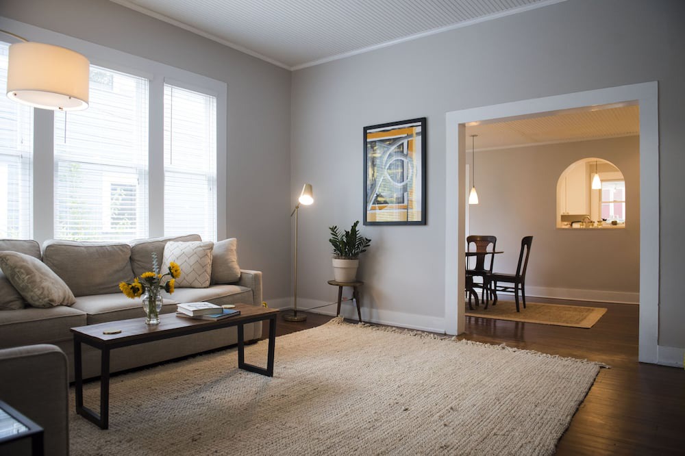Photo of Livingroom in Avondale