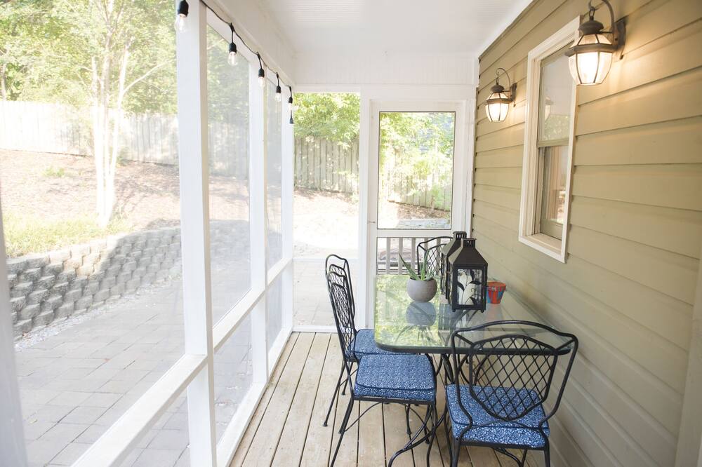 Photo of Outdoor in Avondale