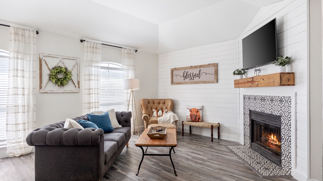 Photo of Livingroom in Grapevine