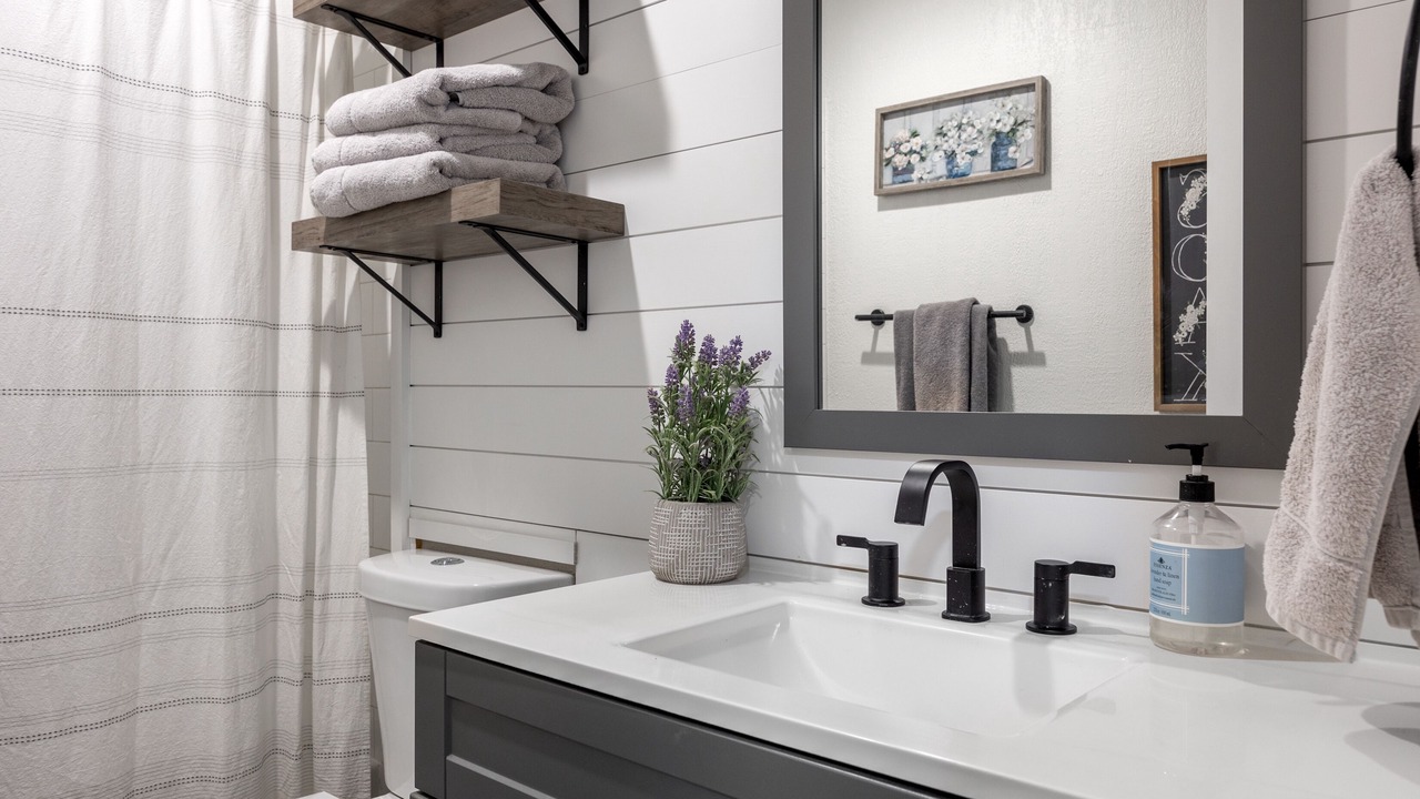 Photo of Bathroom in Grapevine