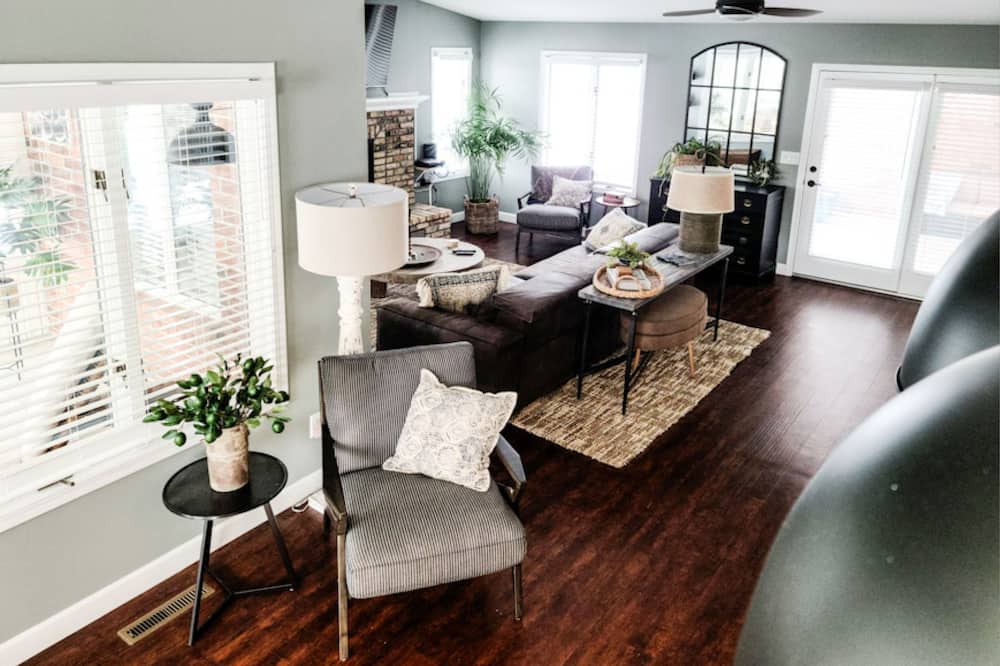 Photo of Livingroom in Lancaster
