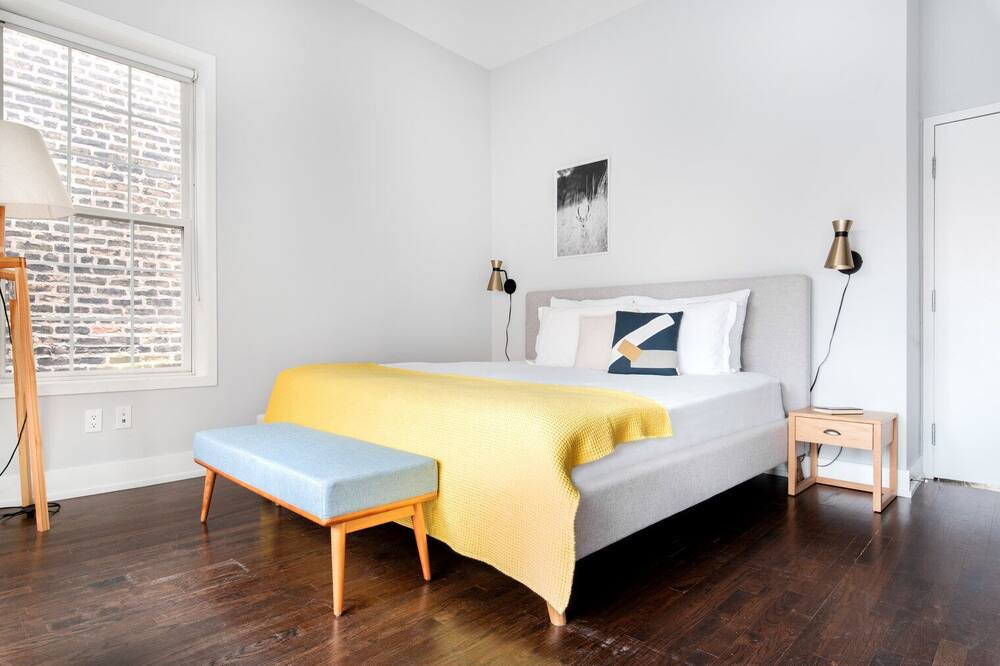 Photo of Bedroom in Noble Square
