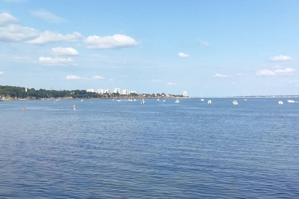 Photo of Others in Saint-Marc-sur-Mer