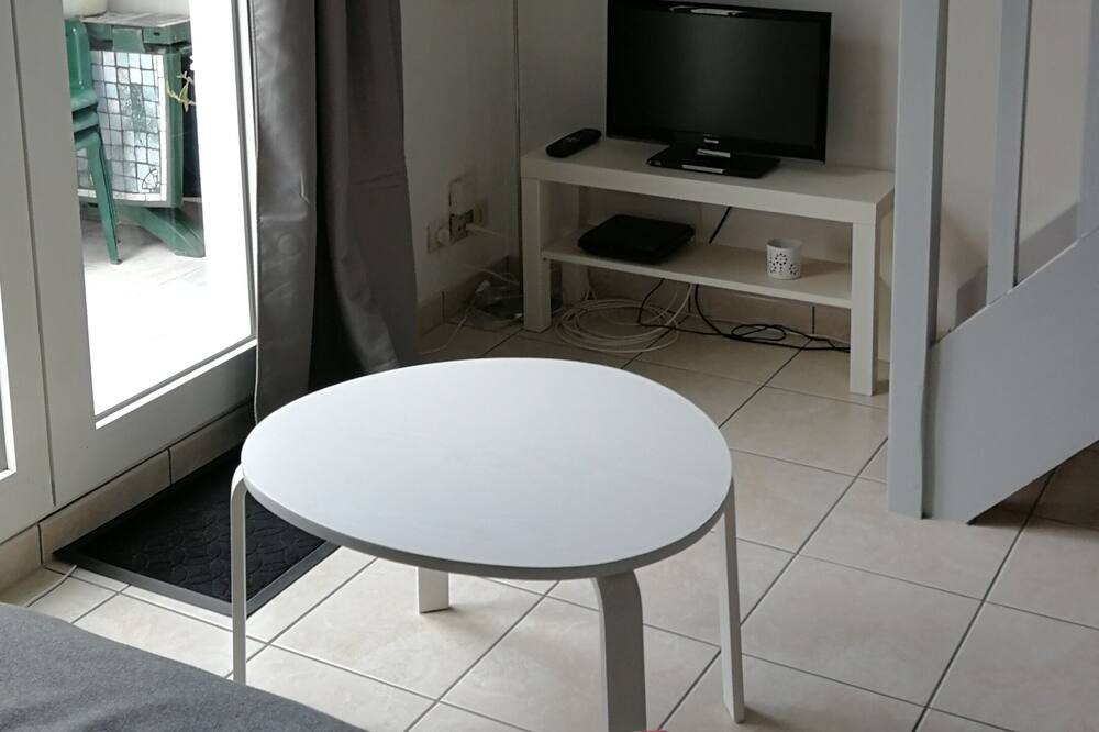 Photo of Livingroom in Saint-Marc-sur-Mer