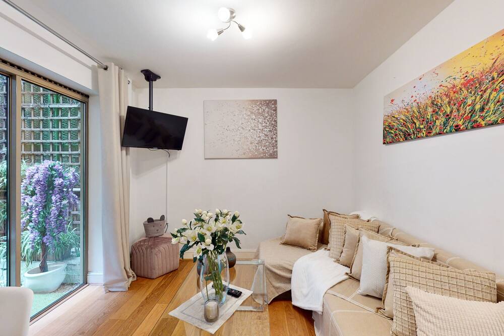 Photo of Others in Soho