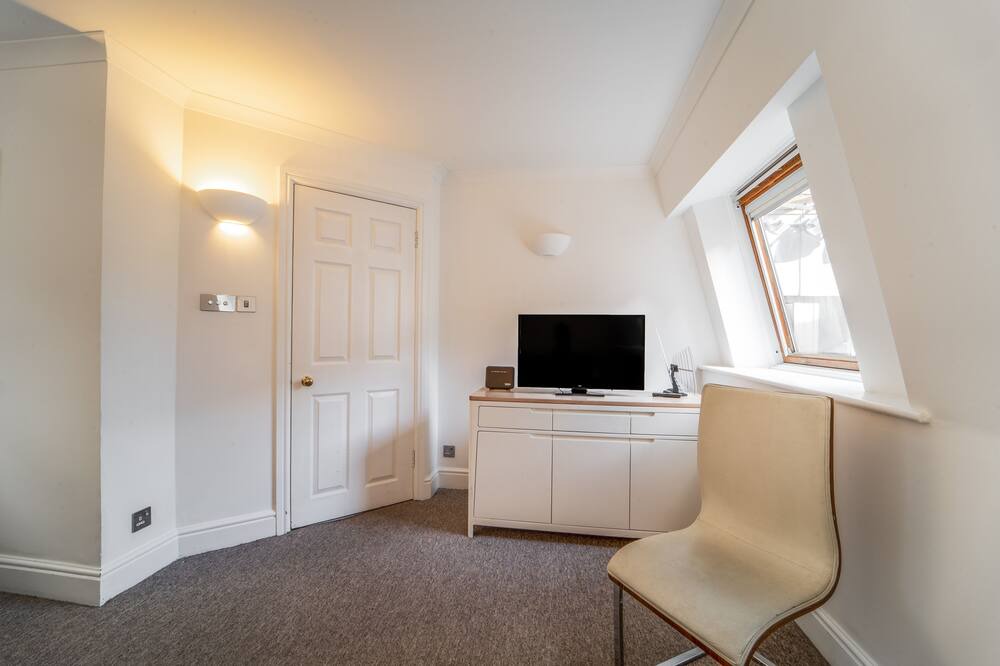 Photo of Others in Soho