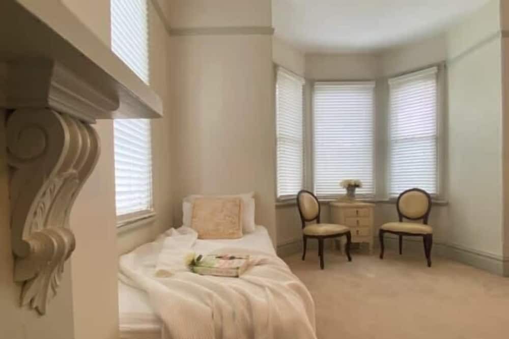 Photo of Others in Blayney