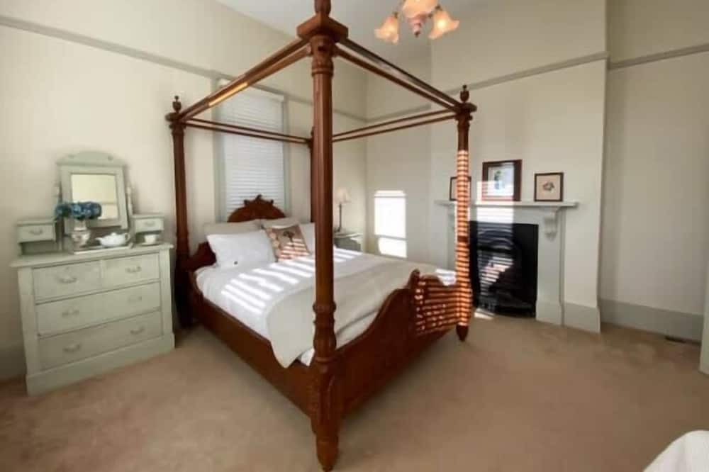 Photo of Others in Blayney