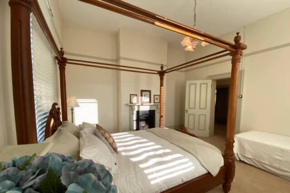 Photo of Others in Blayney