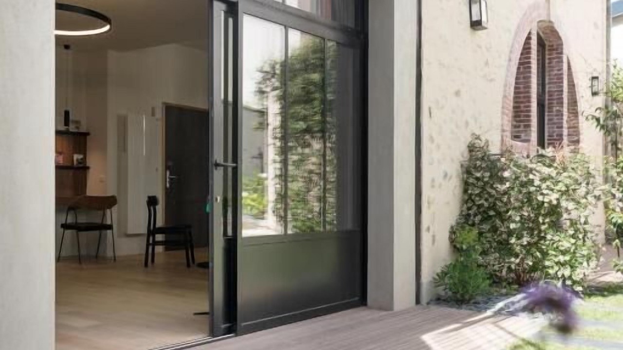 Photo of Others in Laval