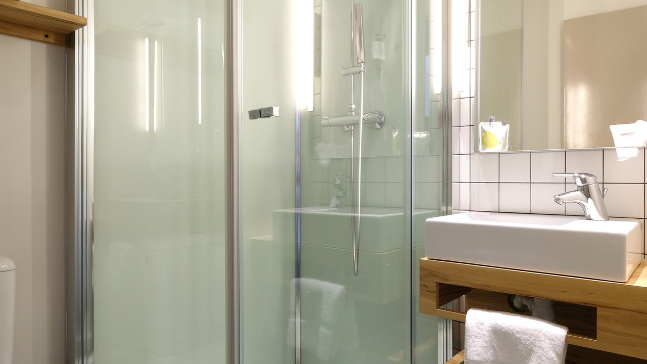 Photo of Bathroom in Laval