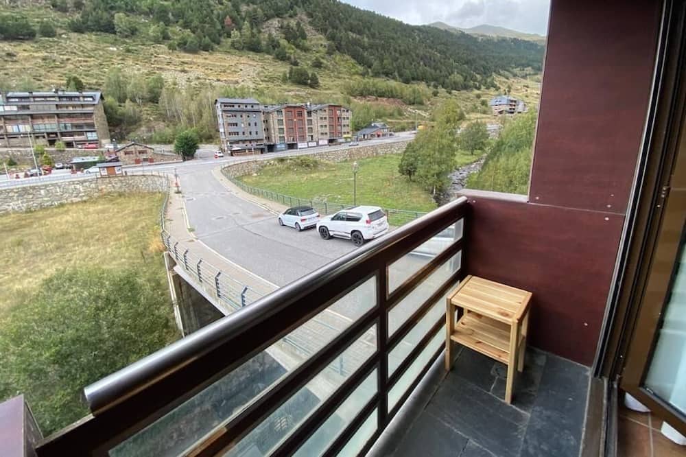 Photo of Patio Balcony in Incles