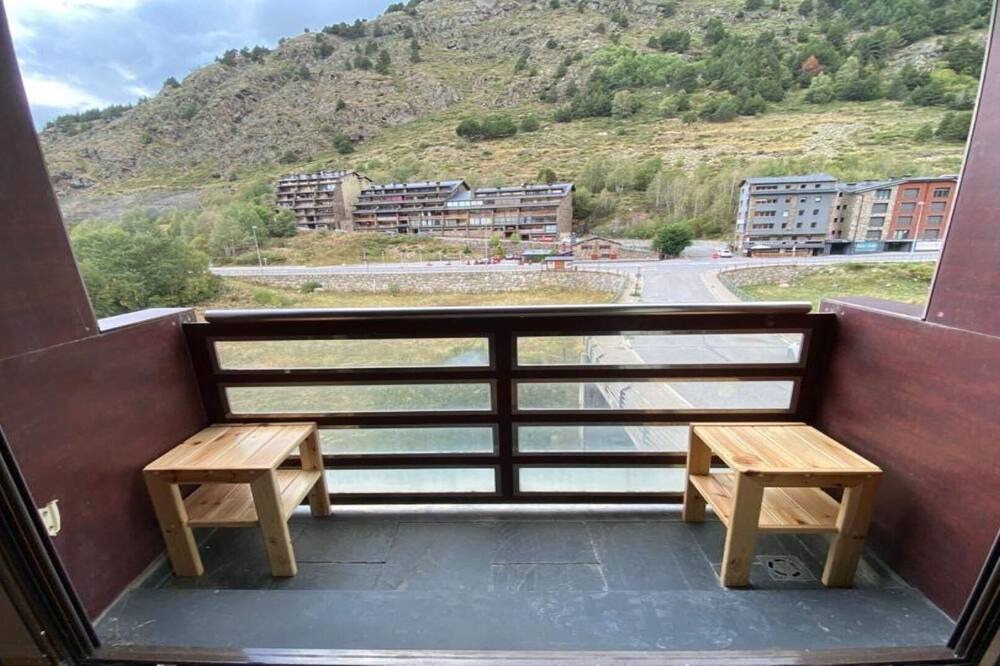 Photo of Patio Balcony in Incles
