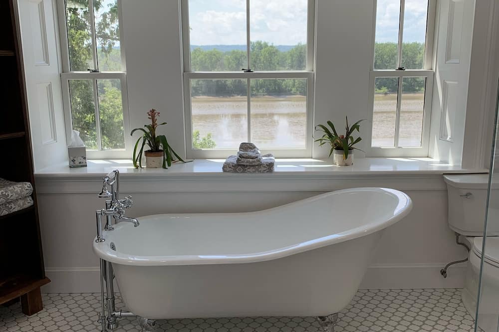 Photo of Bathroom in Schodack Landing