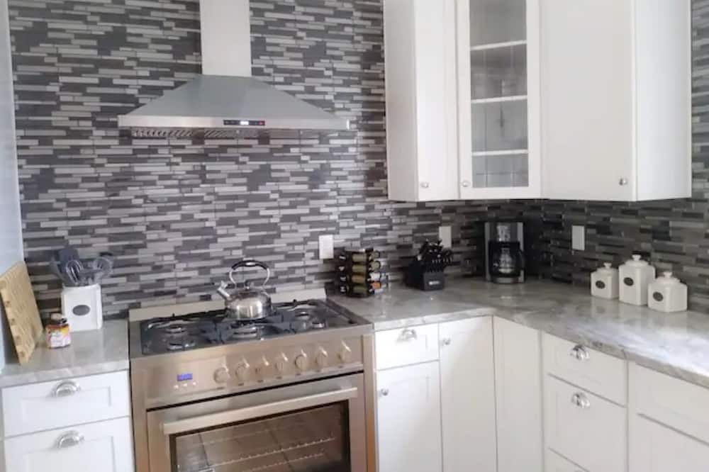 Photo of Kitchen in Schodack Landing