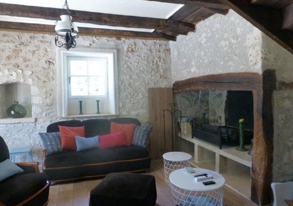 Photo of Livingroom in Bourg-de-Visa