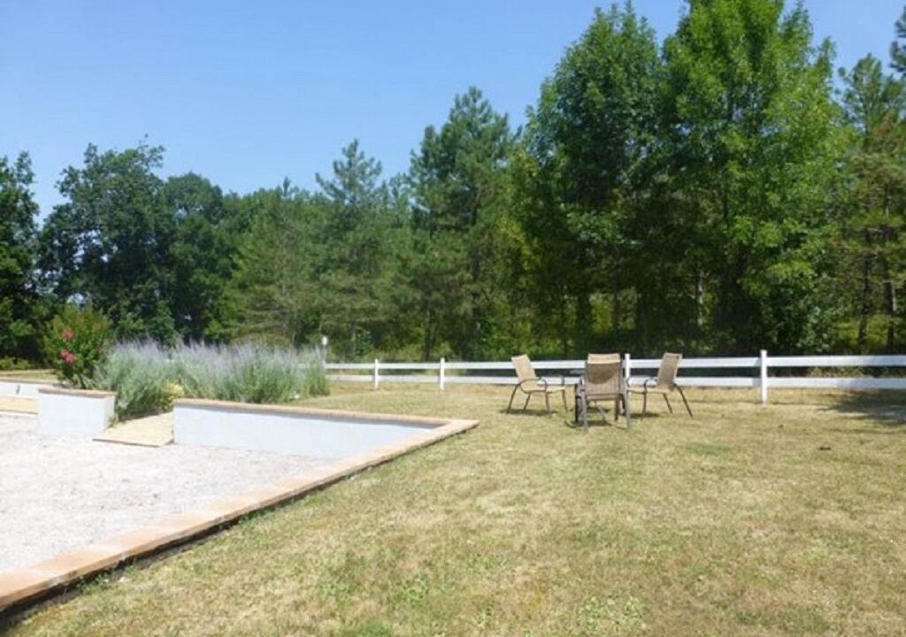 Photo of Outdoor in Bourg-de-Visa