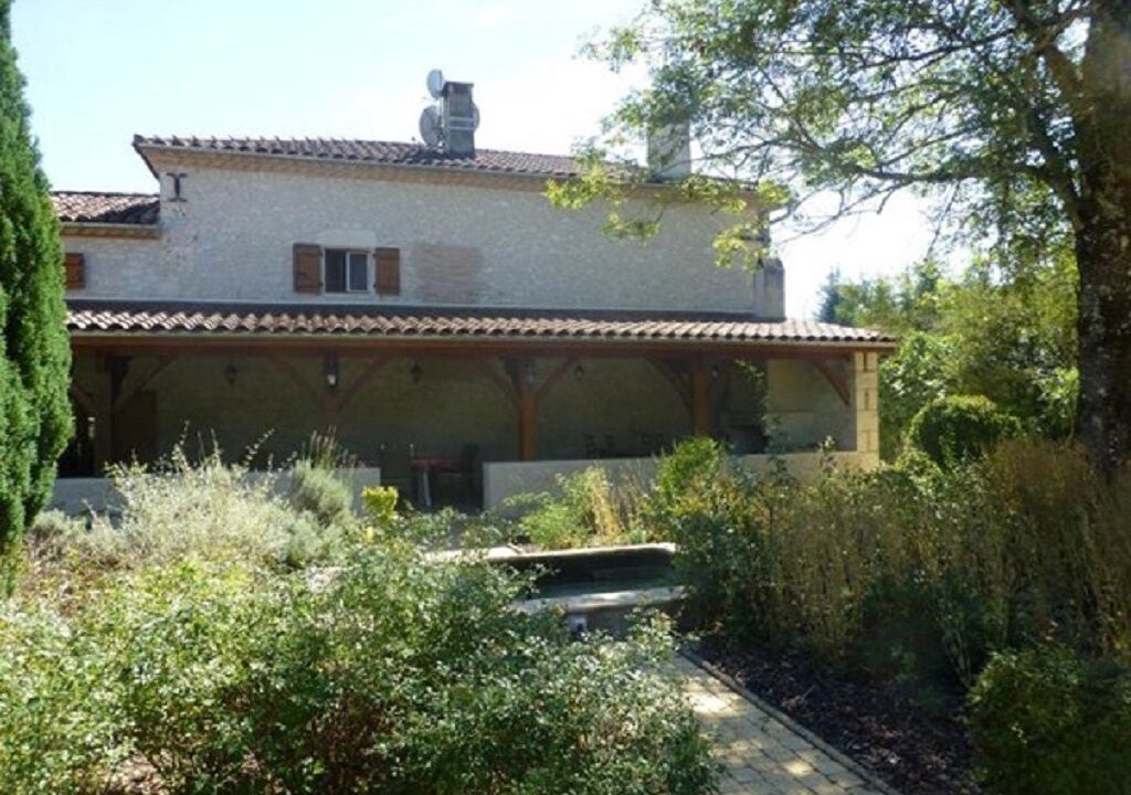 Photo of Outdoor in Bourg-de-Visa