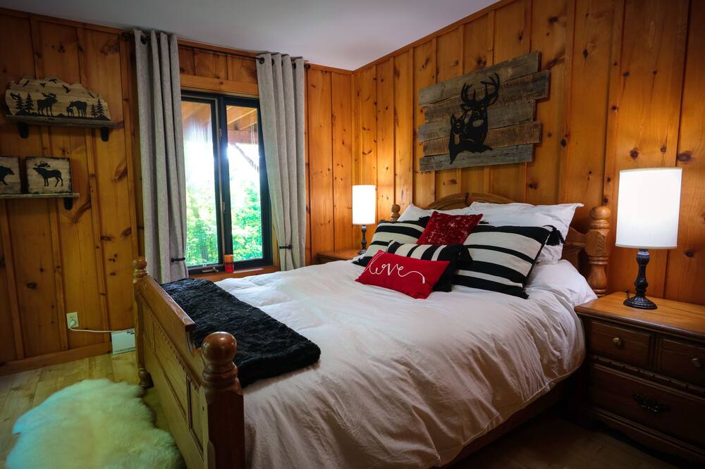 Photo of Bedroom in Lac Superieur Village