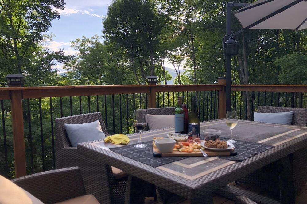 Photo of Patio Balcony in Lac Superieur Village