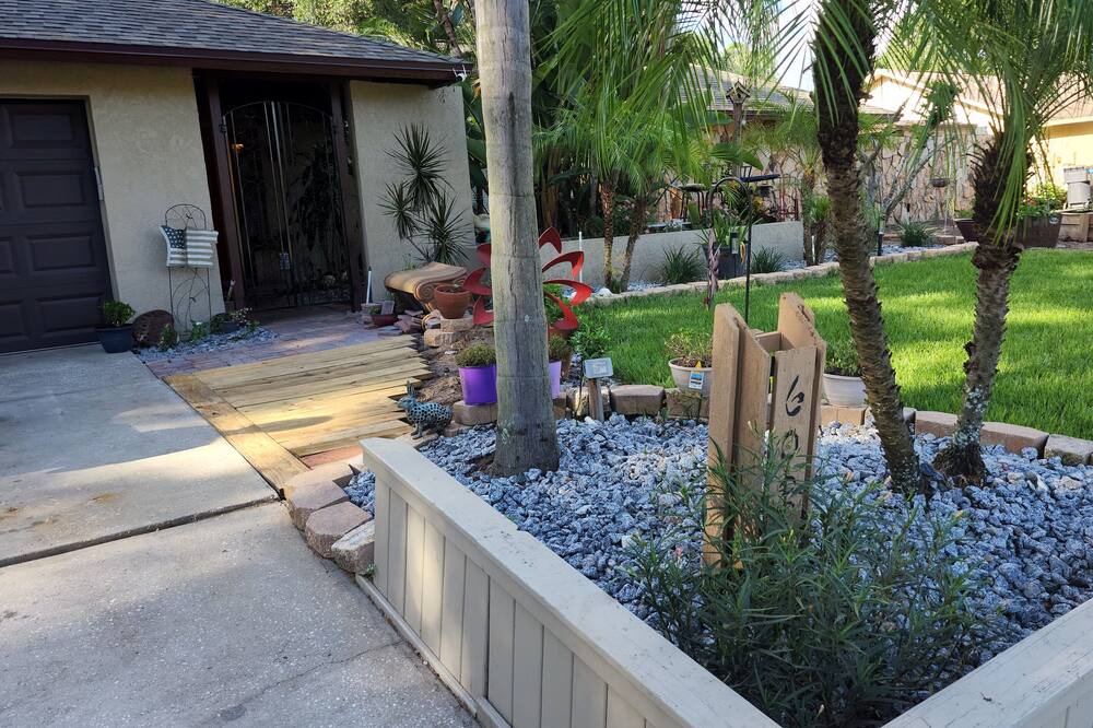 Photo of Outdoor in Seffner Community Alliance