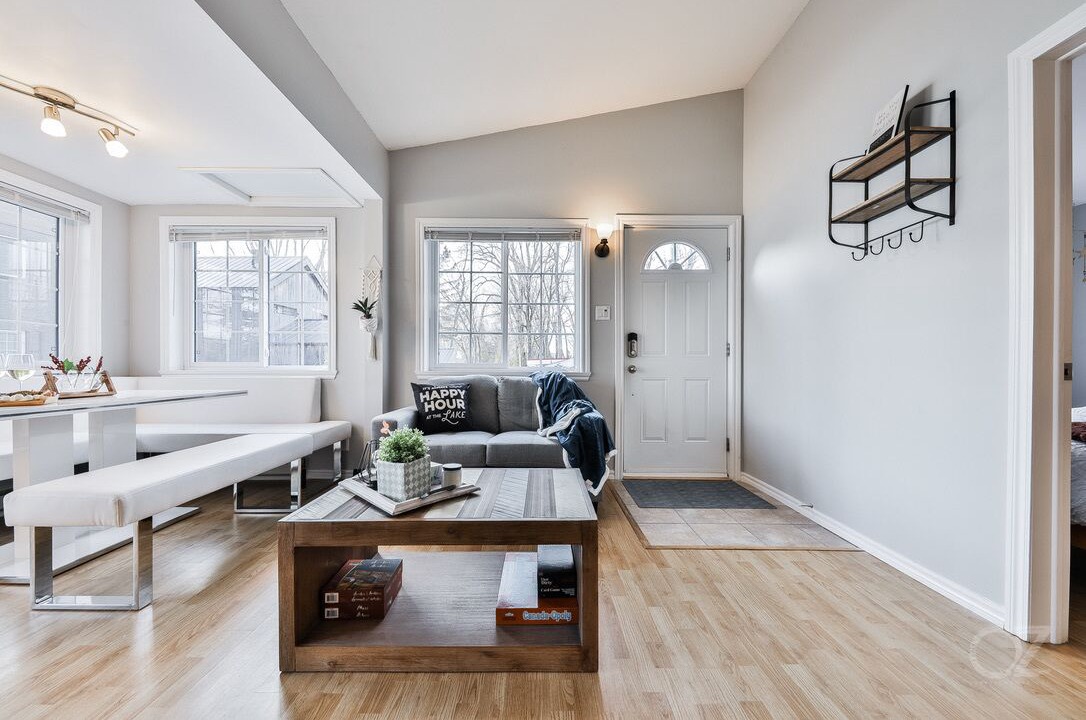 Photo of Livingroom in Saint-Placide