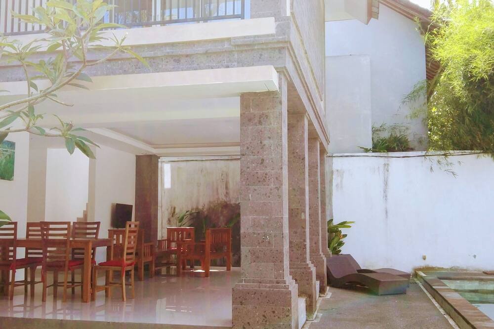 Photo of Livingroom in Bongkasa Pertiwi