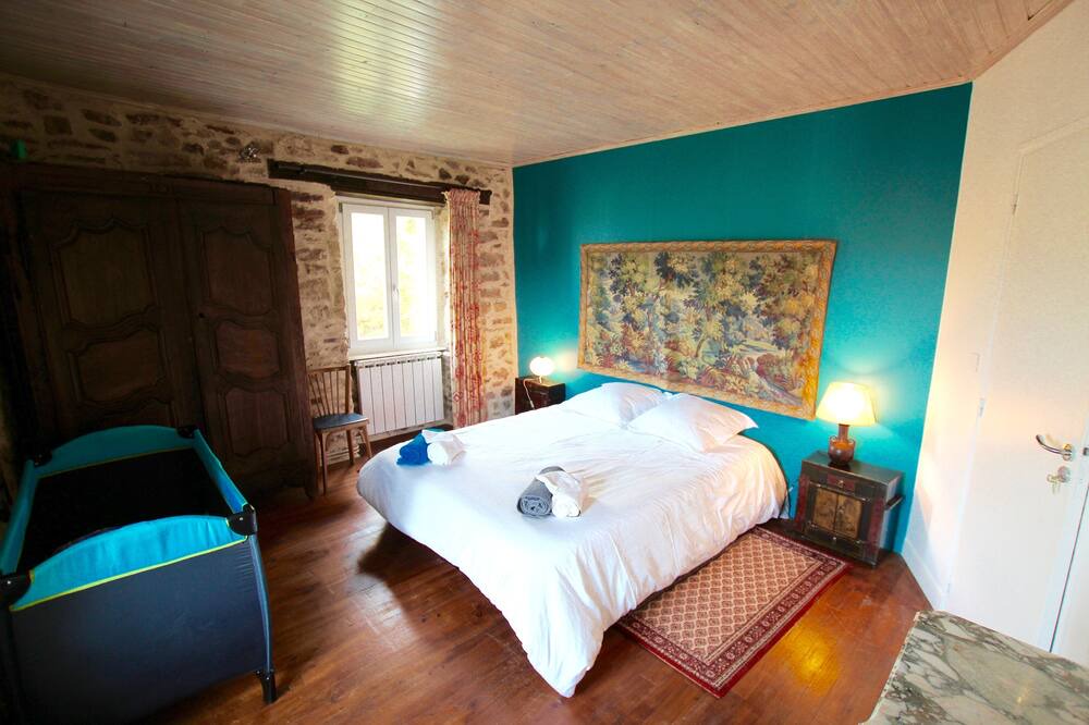 Photo of Bedroom in Saint-Remy