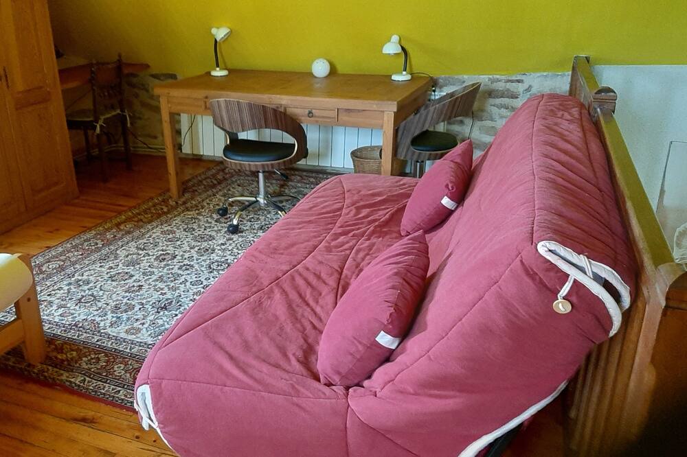 Photo of Bedroom in Saint-Remy