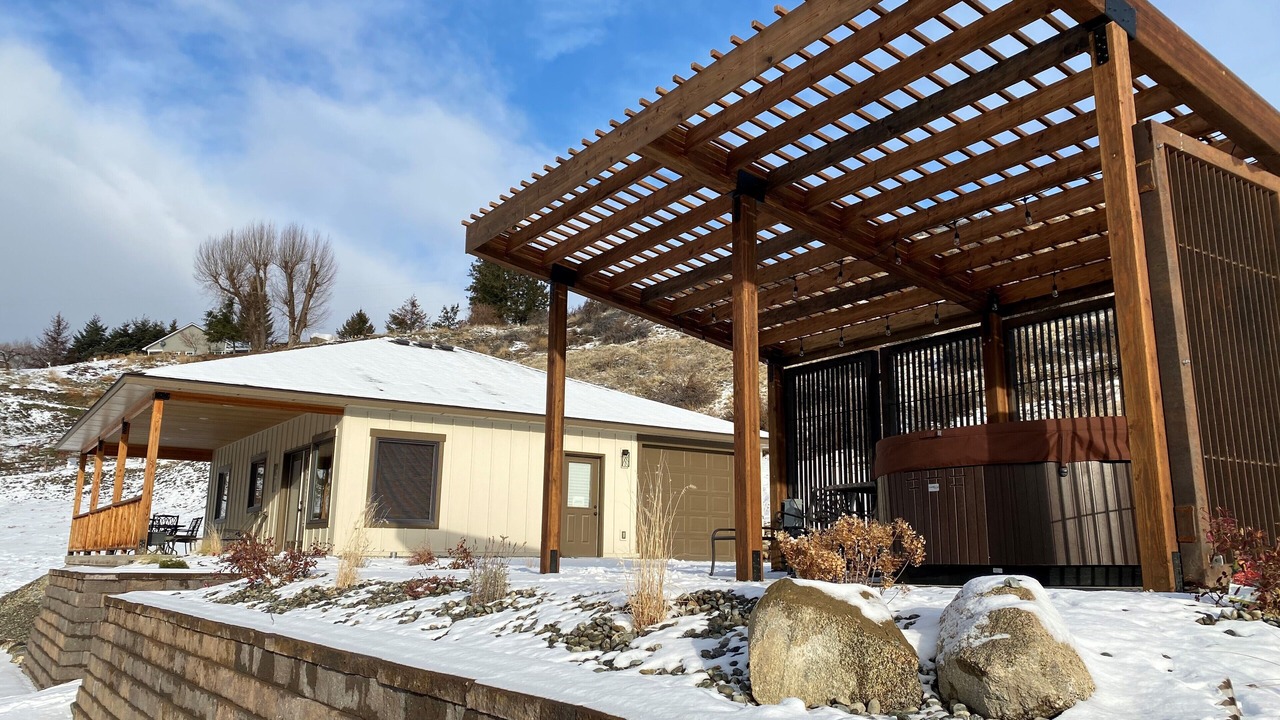 Photo of Outdoor in Manson