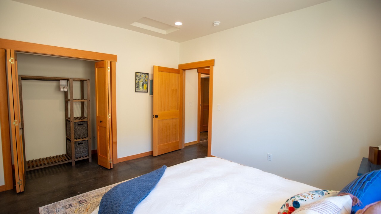 Photo of Others in Manson