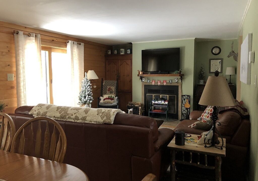 Photo of Livingroom in North Creek