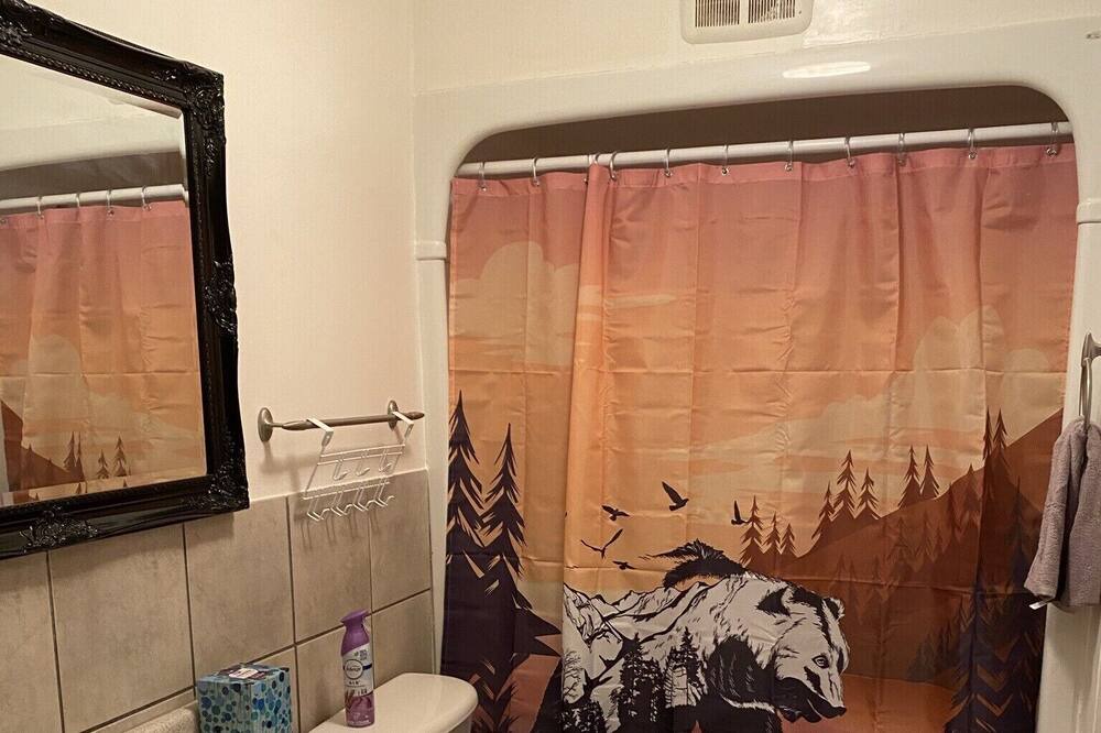 Photo of Bathroom in Wasagaming