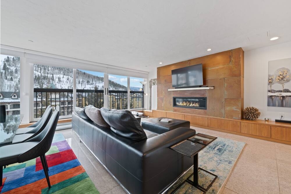 Photo of Livingroom in Vail