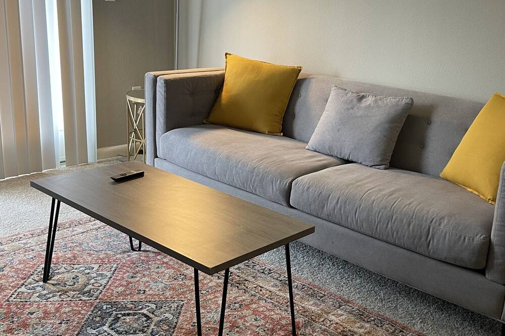 Photo of Livingroom in Legacy Park