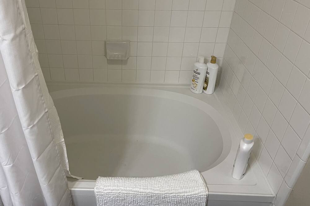 Photo of Bathroom in Legacy Park