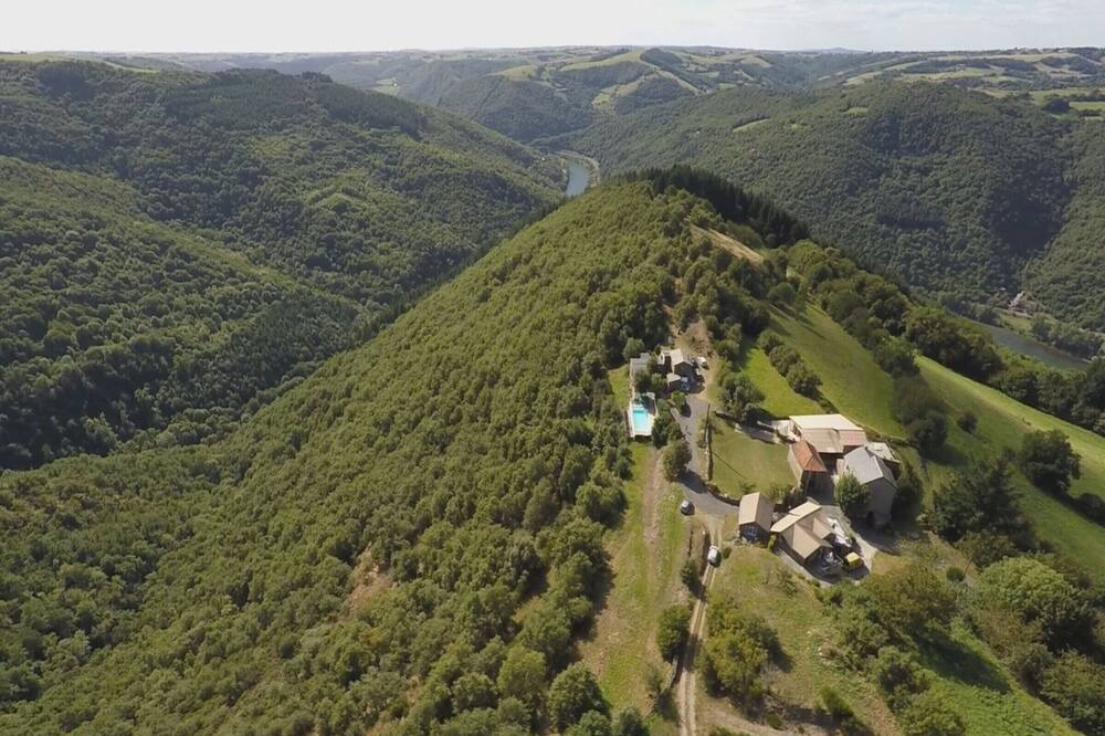 Photo of Outdoor in Montclar